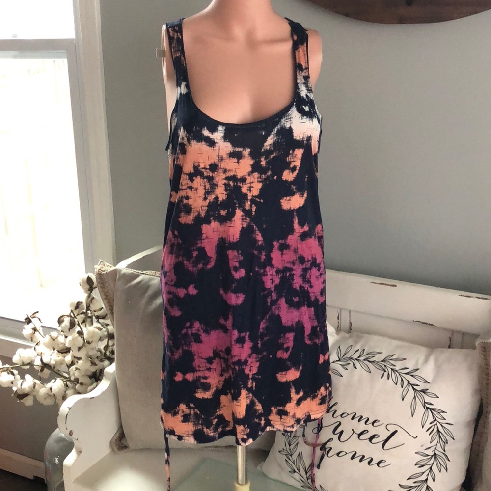Hang ten tank top size medium